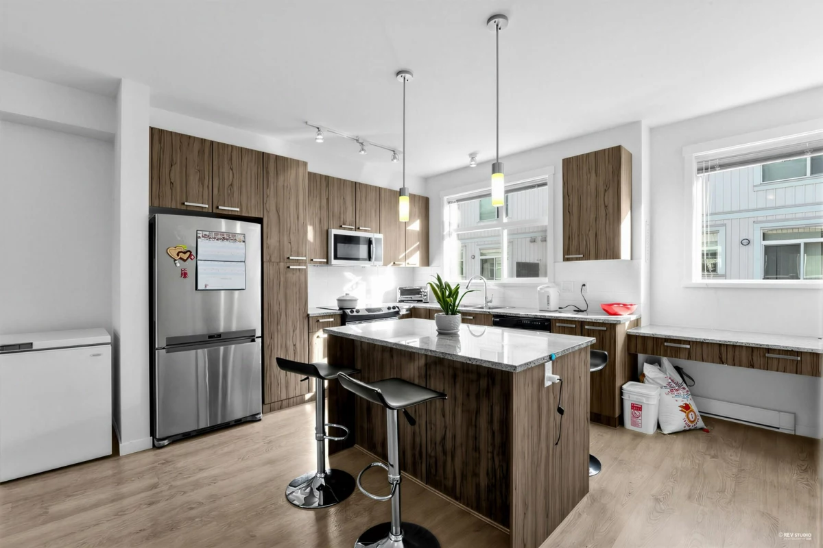 Guest Bathroom Photo of 59 8355 164 Street, Surrey, BC