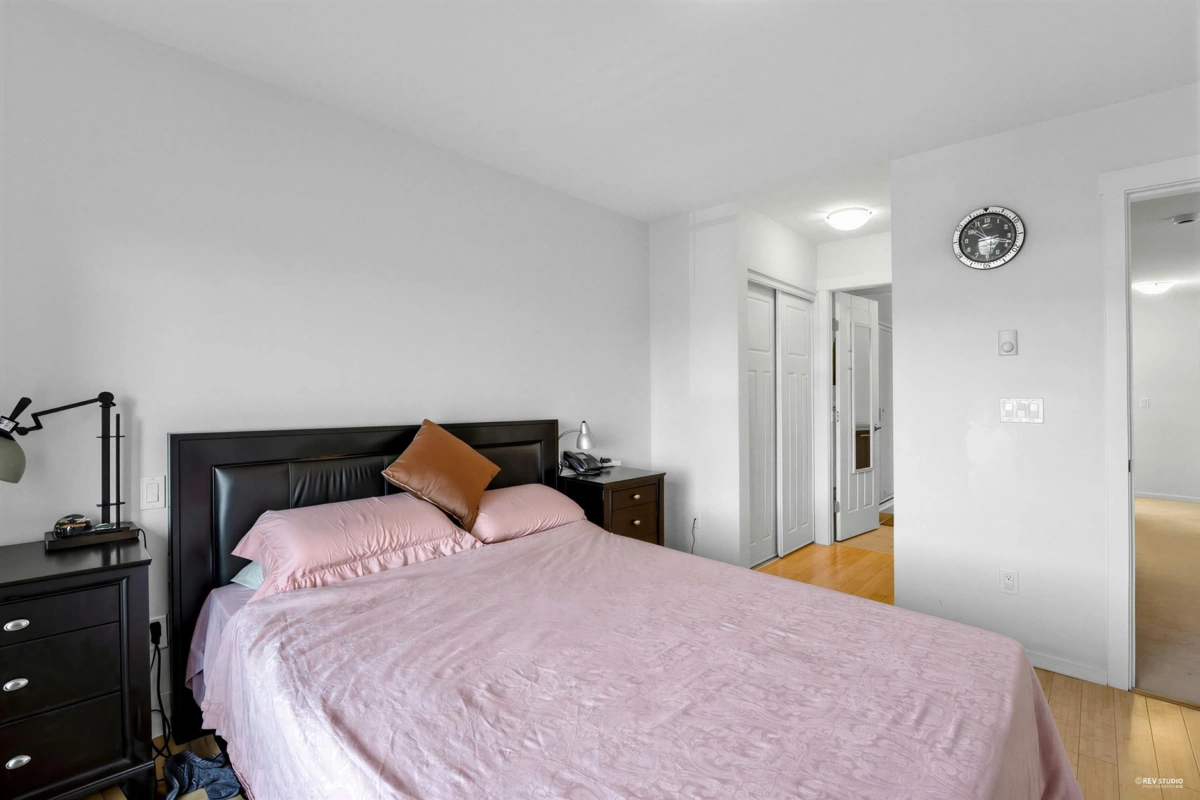 Hallway Photo of 59 8355 164 Street, Surrey, BC