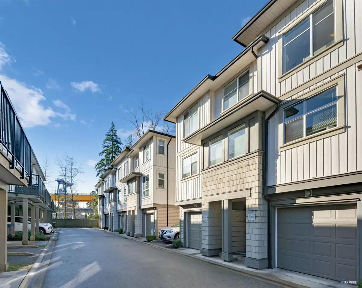 Living Room Photo of 59 8355 164 Street, Surrey, BC