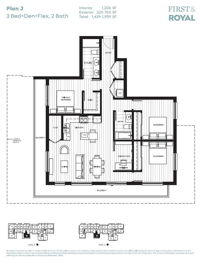 Walk-In Closet Photo of 523 82 First Street, New Westminster, BC