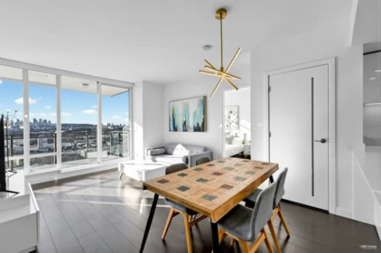 2907 2085 Skyline Court, Burnaby, BC, Burnaby — Apartment/Condo for sale