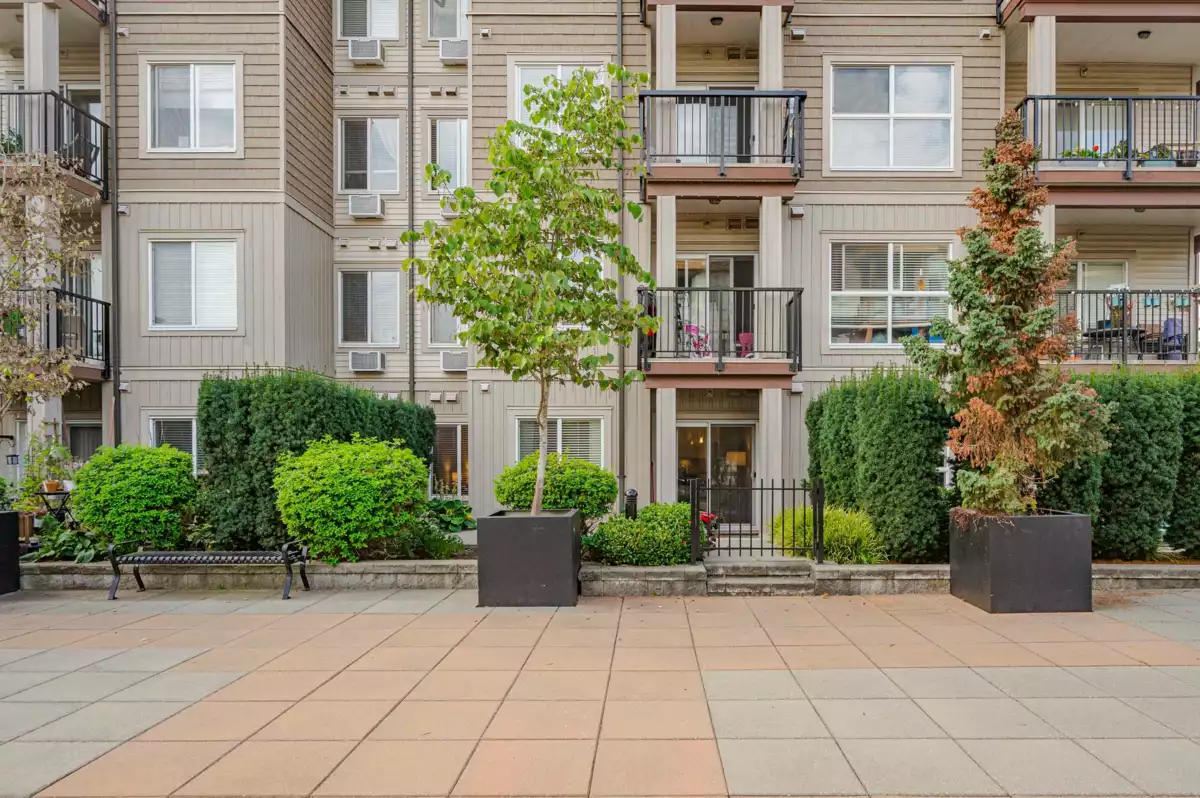 Garden / Landscaping Photo of 111 20175 53 Avenue, Langley, BC