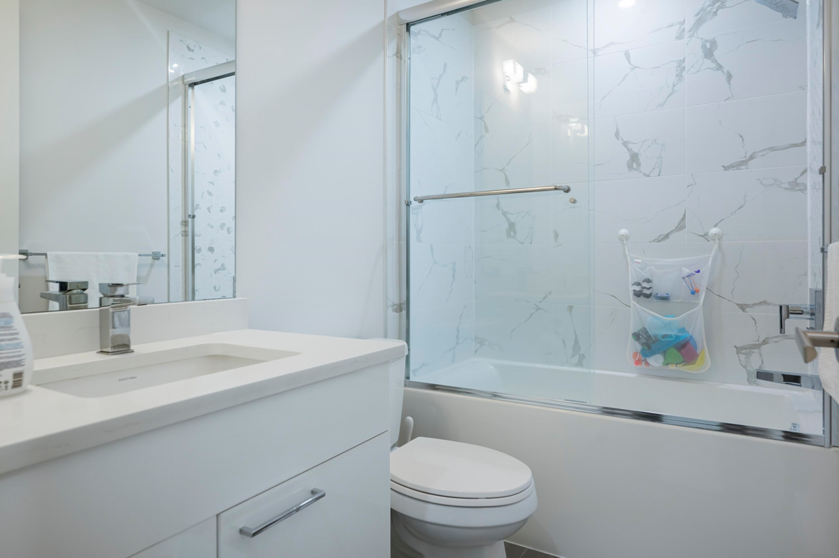 Hallway Photo of 111 20175 53 Avenue, Langley, BC