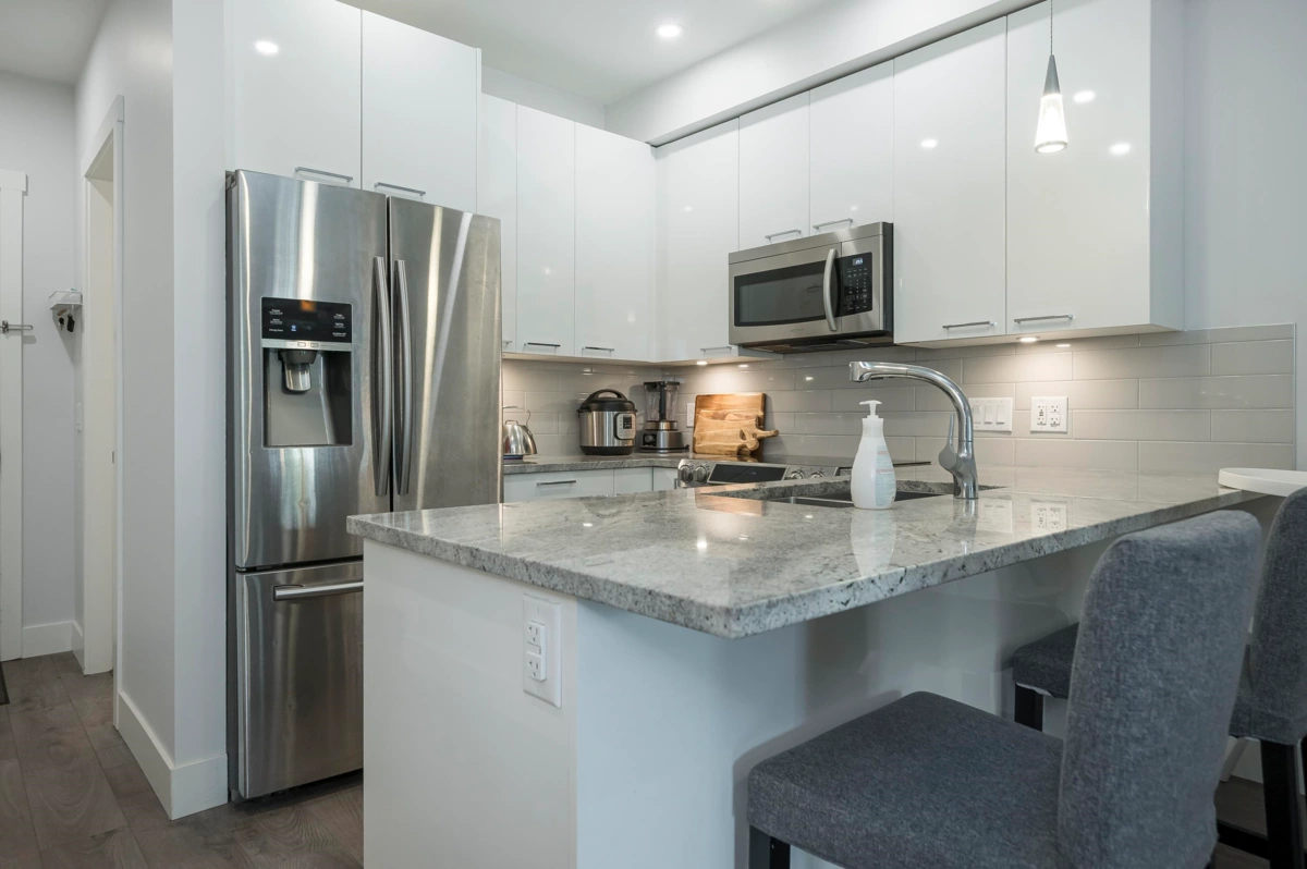 Kitchen Island Photo of 111 20175 53 Avenue, Langley, BC