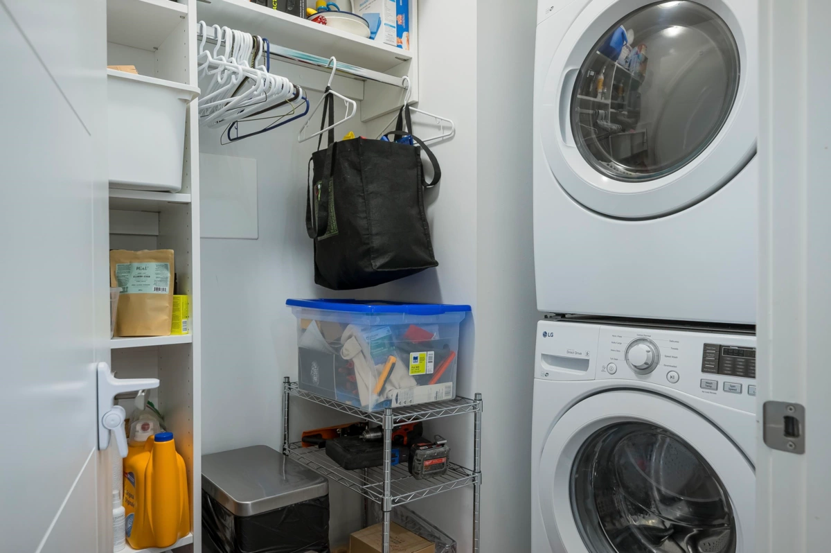 Staircase Photo of 111 20175 53 Avenue, Langley, BC