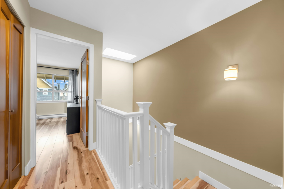 Bedroom 2 Photo of 270 Holly Avenue, New Westminster, BC