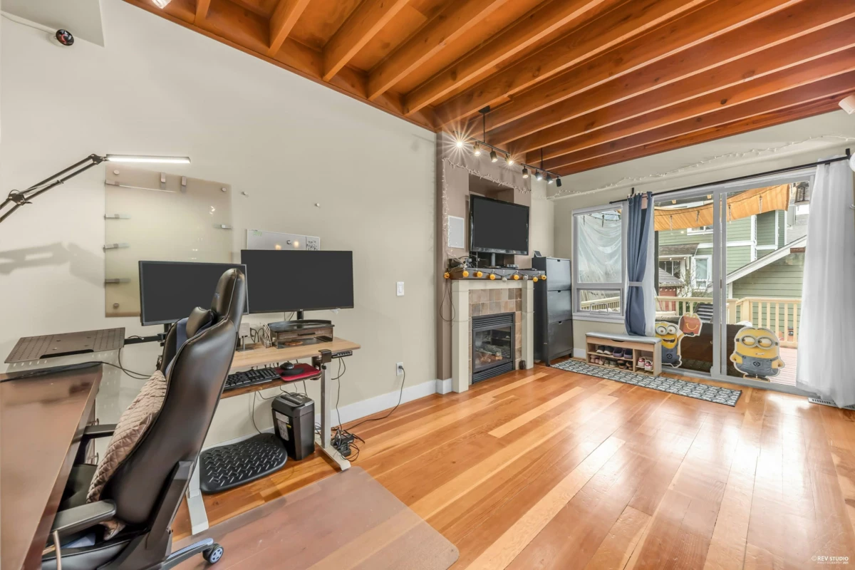 Garage Interior Photo of 270 Holly Avenue, New Westminster, BC