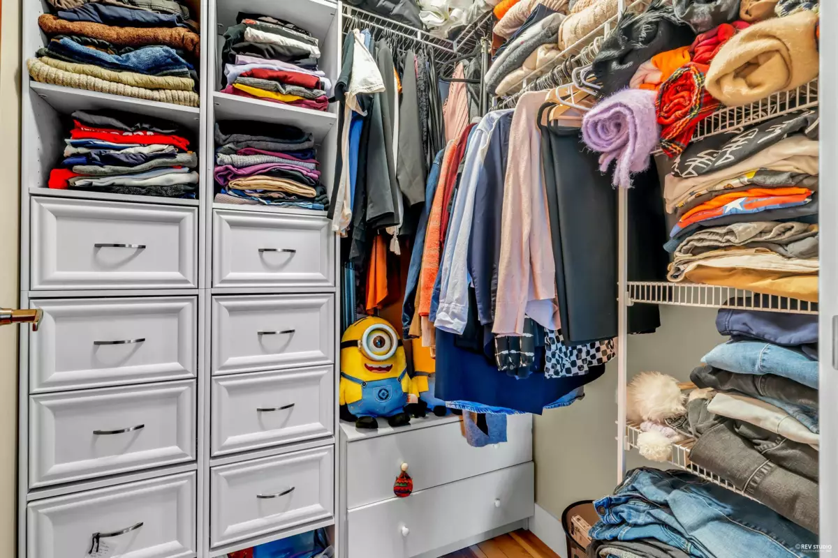 Walk-In Closet Photo of 270 Holly Avenue, New Westminster, BC