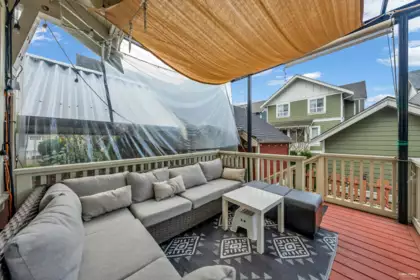 Kitchen Photo of 270 Holly Avenue, New Westminster, BC