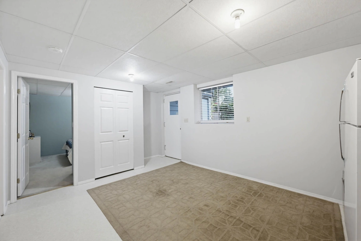 Laundry Room Photo of 19475 116b Avenue, Pitt Meadows, BC