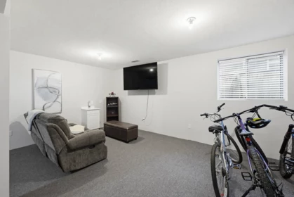 Hallway Photo of 19475 116b Avenue, Pitt Meadows, BC