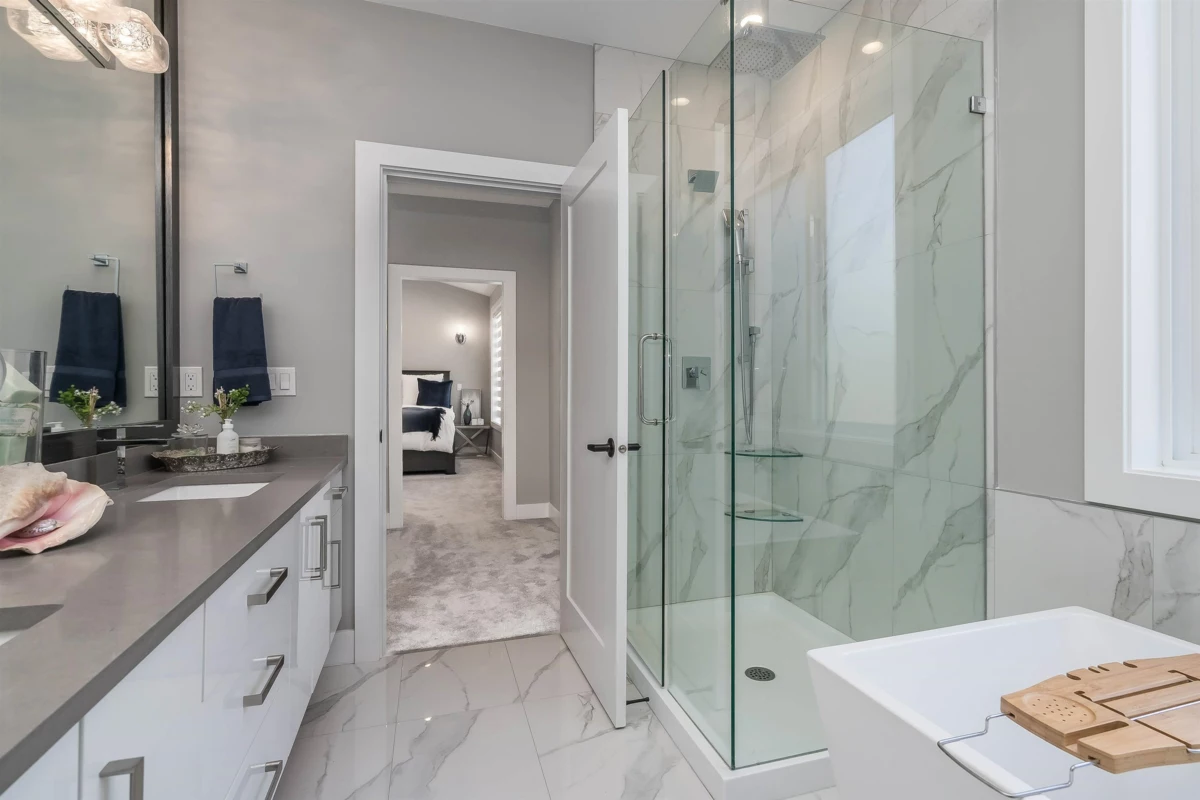 Garage Interior Photo of 16739 16a Avenue, Surrey, BC