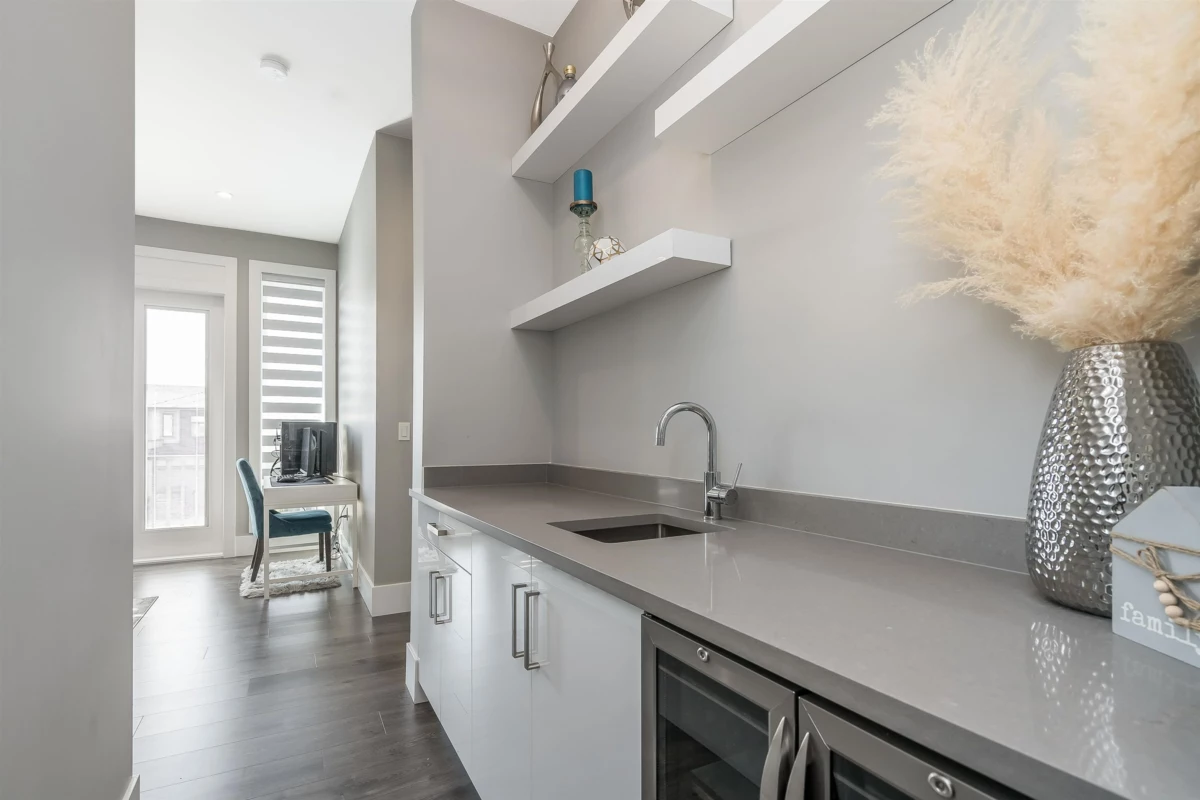 Powder Room Photo of 16739 16a Avenue, Surrey, BC