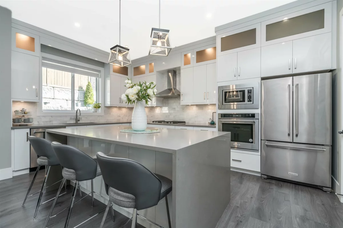 Walk-In Closet Photo of 16739 16a Avenue, Surrey, BC