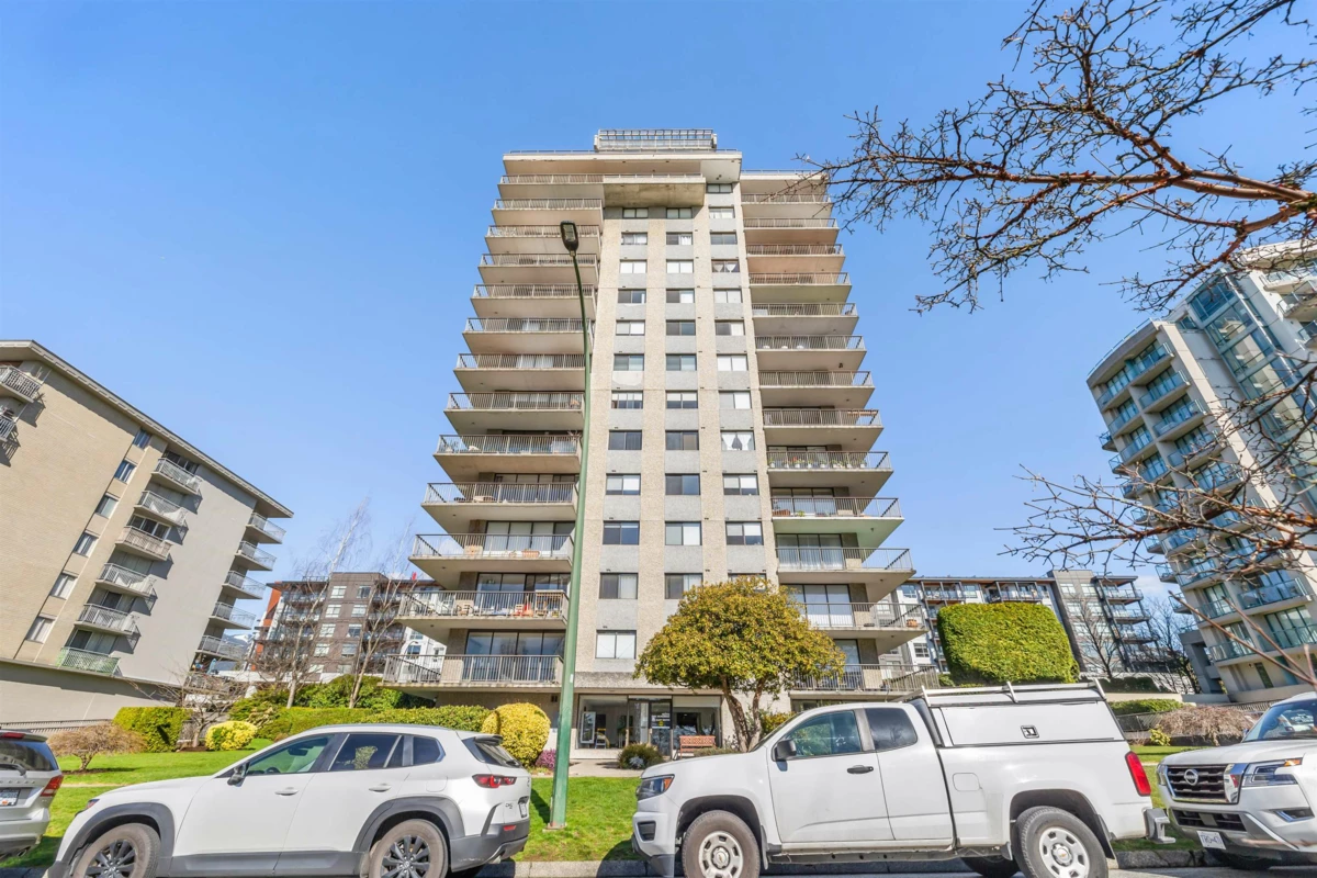 Aerial View of 601 140 E Keith Road, North Vancouver, BC