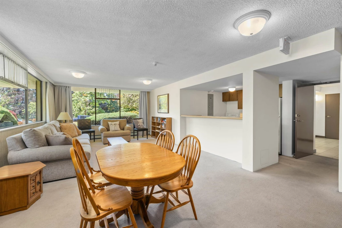 Garage Interior Photo of 601 140 E Keith Road, North Vancouver, BC