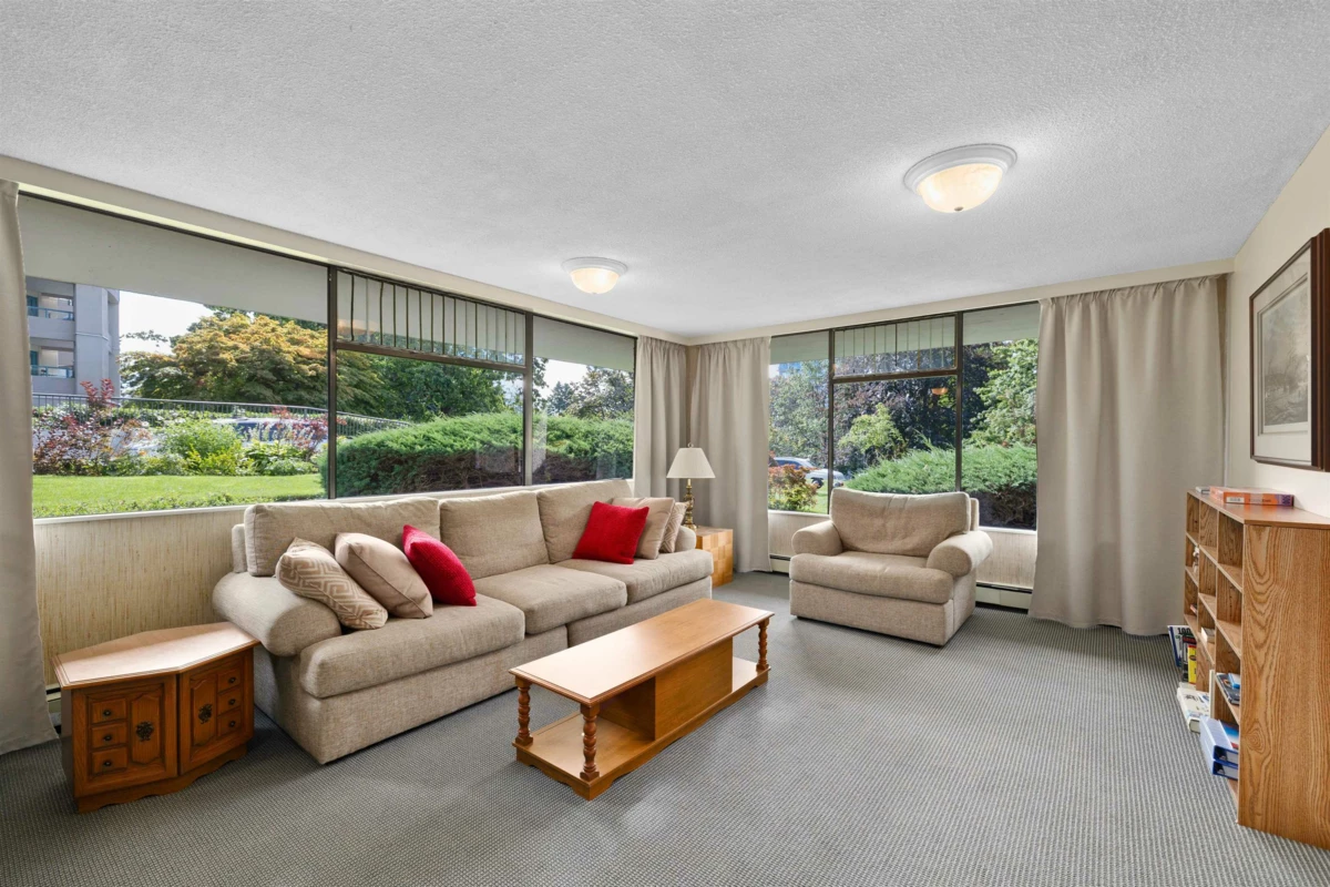 Outdoor Patio Photo of 601 140 E Keith Road, North Vancouver, BC