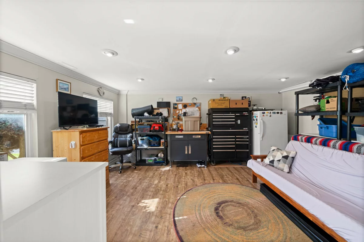 Mudroom Photo of 5405 Chamberlayne Avenue, Delta, BC