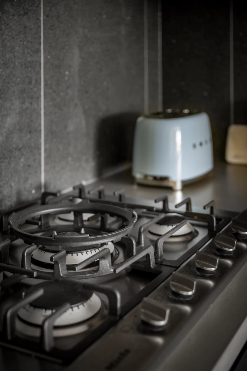 Kitchen Island Photo of 135 W 41st Avenue, Vancouver, BC