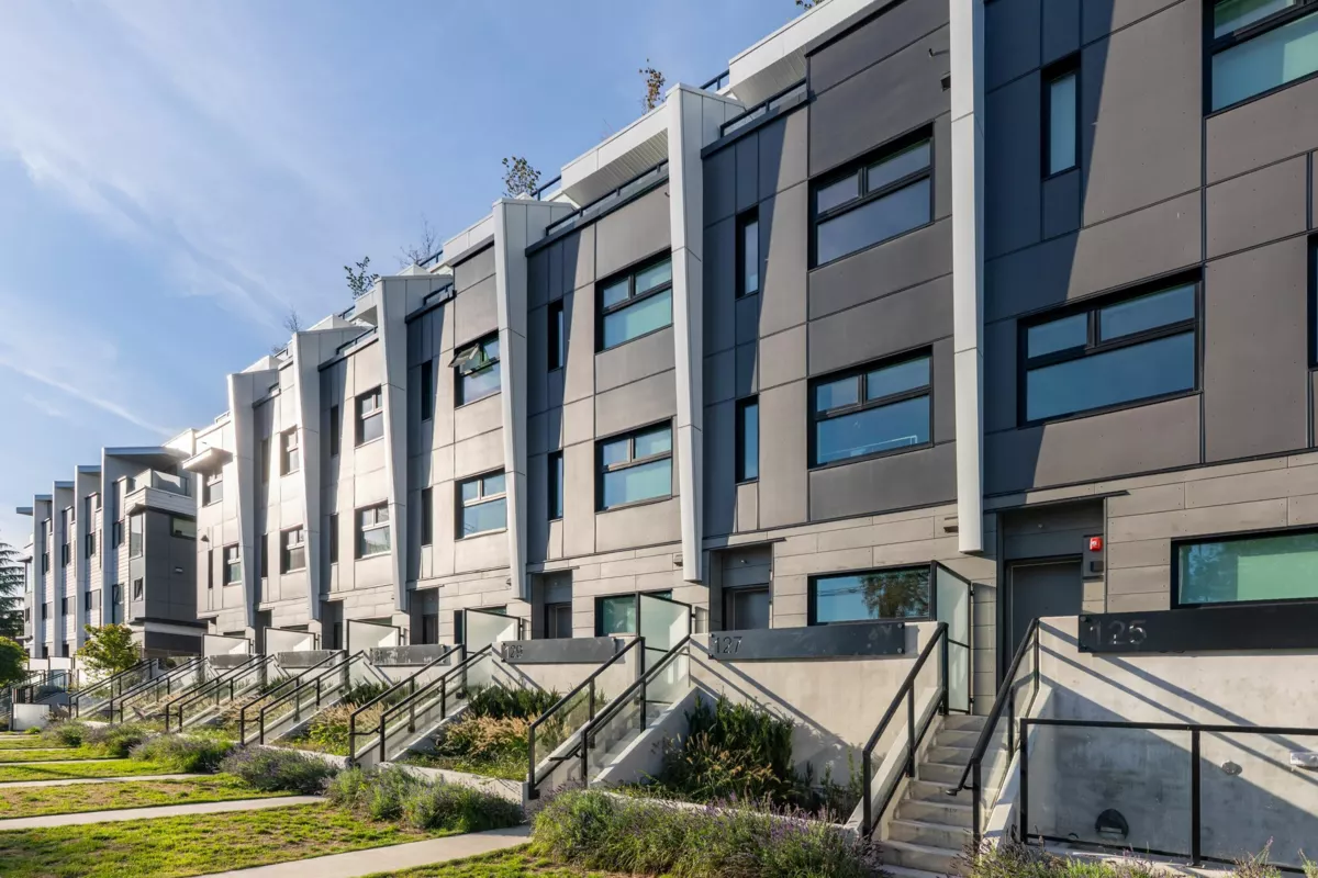 Walk-In Closet Photo of 135 W 41st Avenue, Vancouver, BC