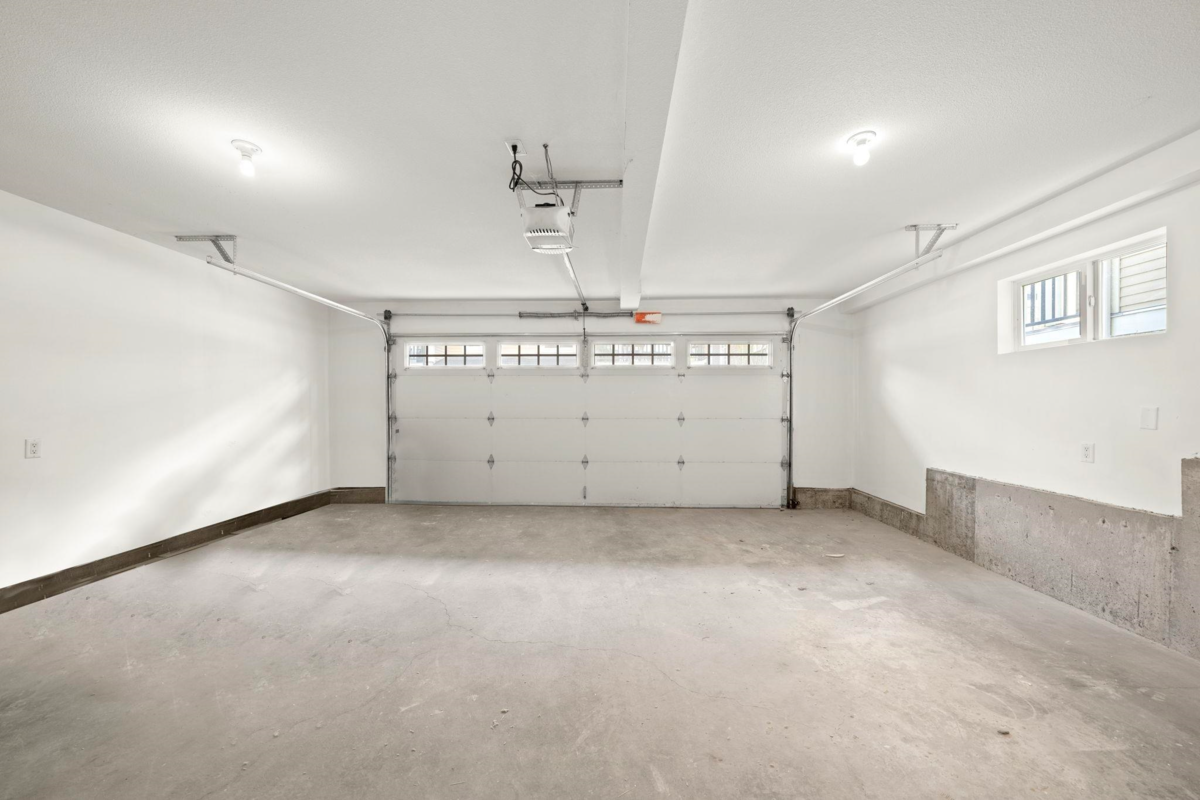 Outdoor Deck Photo of 13 15237 36 Avenue, Surrey, BC