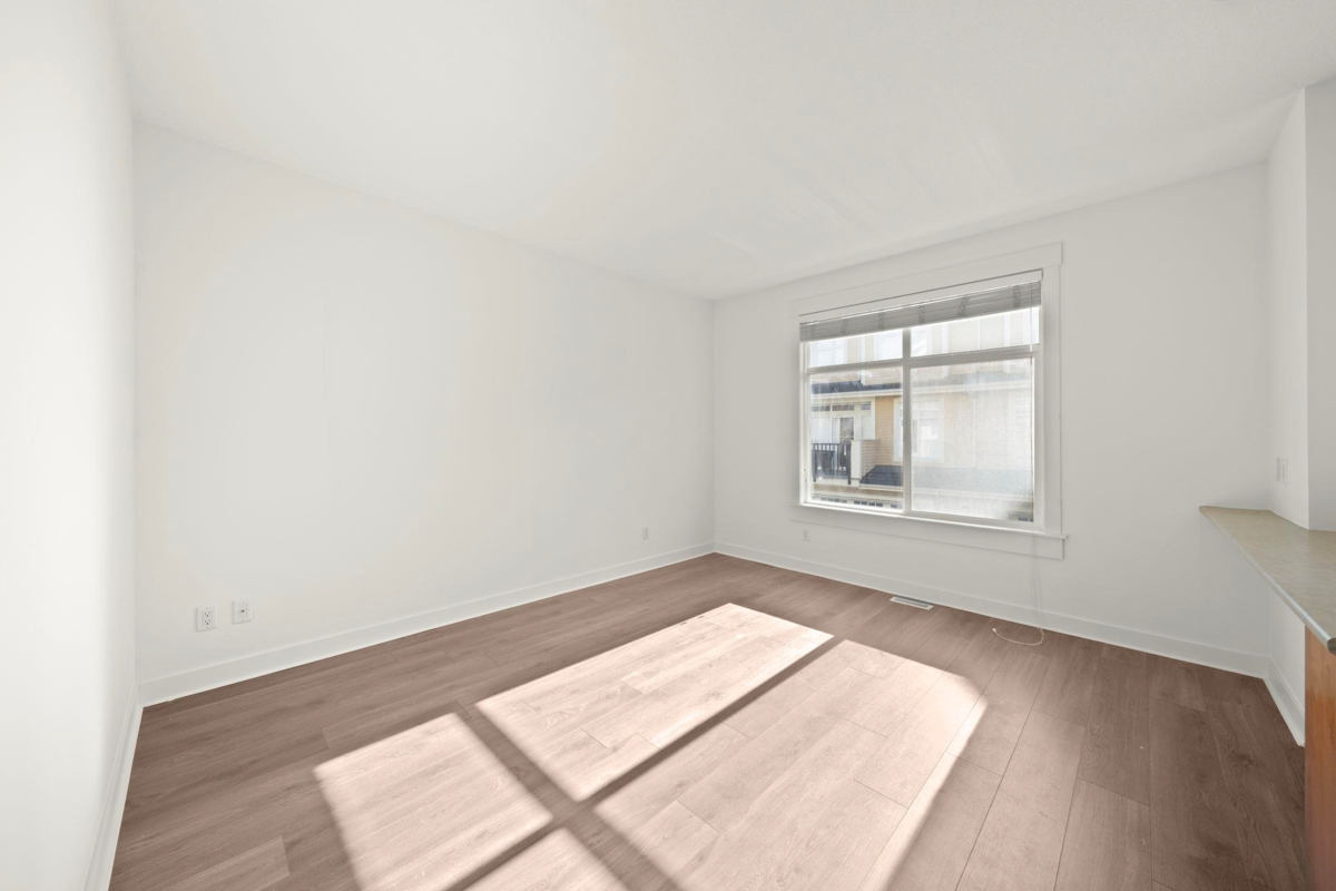 Powder Room Photo of 13 15237 36 Avenue, Surrey, BC