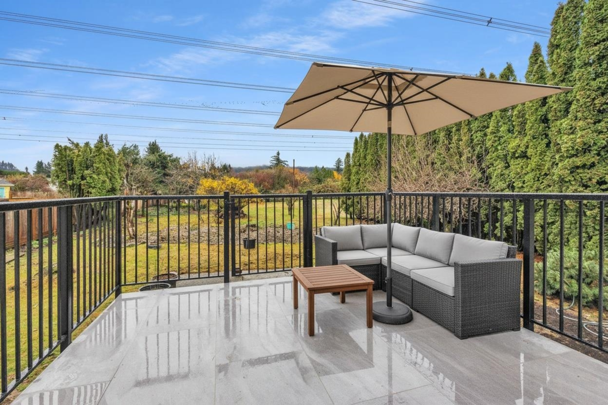 Bedroom 2 Photo of 45122 Balmoral Avenue, Chilliwack, BC