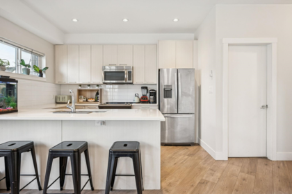 205 7180 Barnet Road, Burnaby, BC, Montecito — 2 bed townhouse for sale