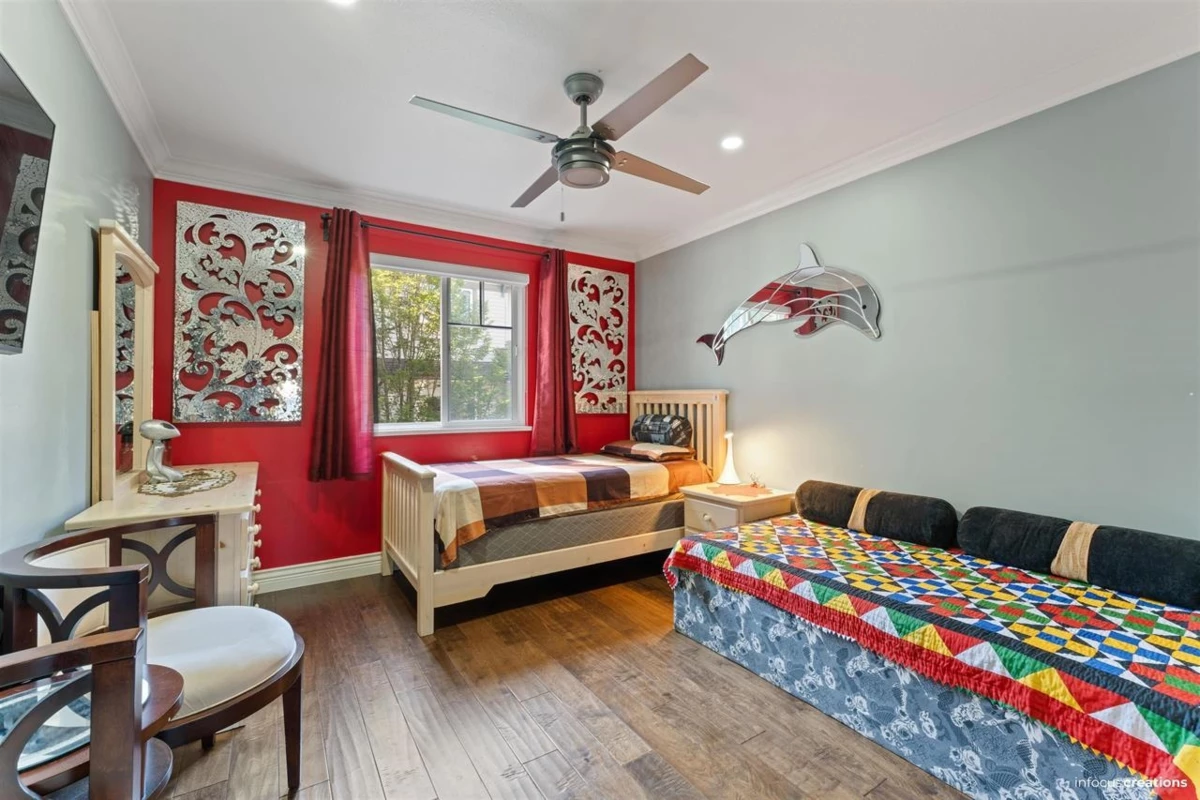 Loft / Bonus Room Photo of 10 14453 72 Avenue, Surrey, BC