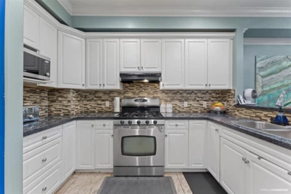Breakfast Nook Photo of 10 14453 72 Avenue, Surrey, BC