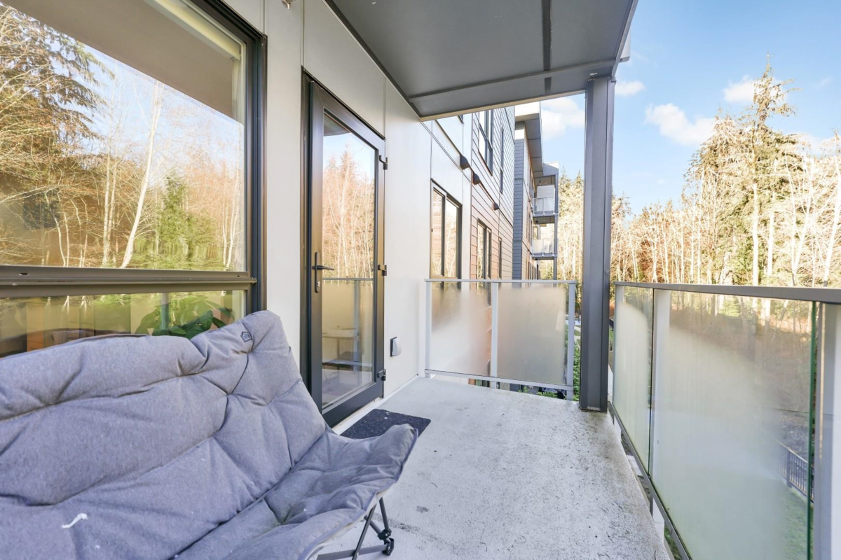 Backyard Photo of 409 3596 Malsum Drive, North Vancouver, BC