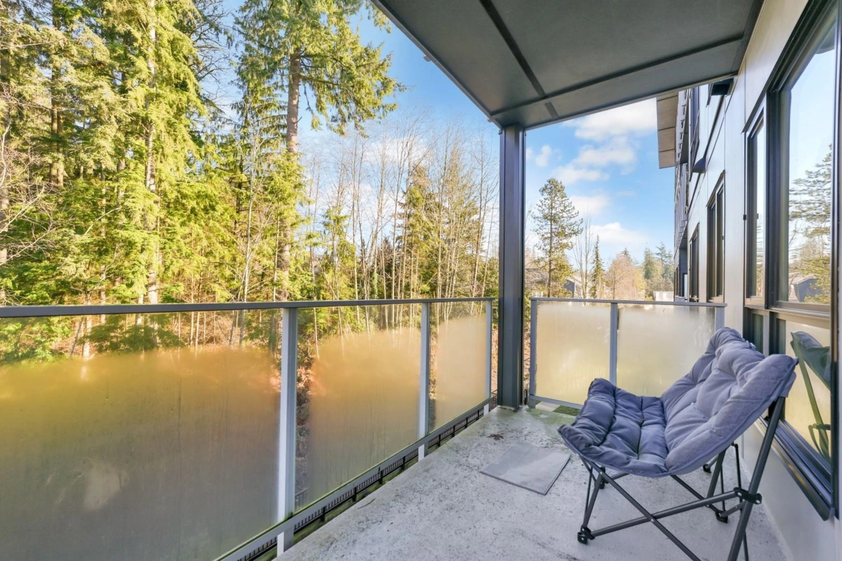 Outdoor Deck Photo of 409 3596 Malsum Drive, North Vancouver, BC