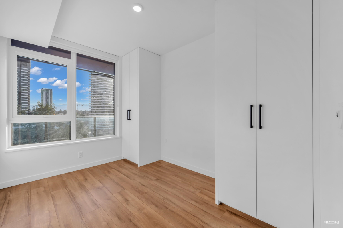 Primary Bedroom Photo of 907 13428 105 Avenue, Surrey, BC