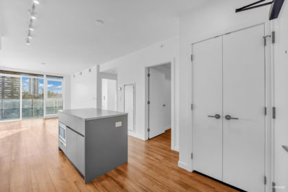 907 13428 105 Avenue, Surrey, BC