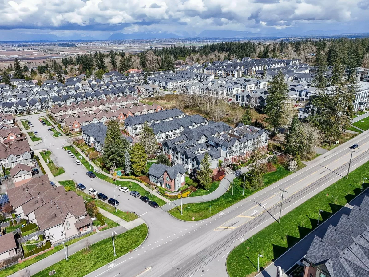 Garden / Landscaping Photo of 104 16528 24a Avenue, Surrey, BC