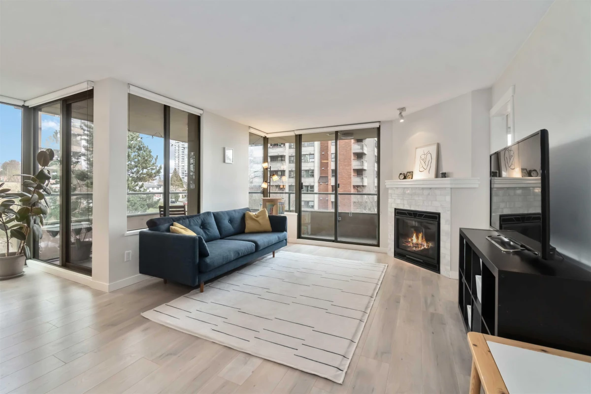 Dining Area Photo of 440 7288 Acorn Avenue, Burnaby, BC