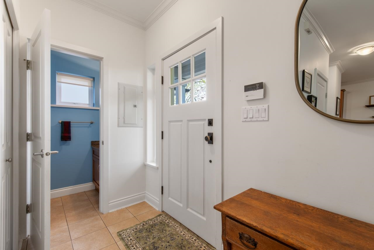 Bedroom 4 Photo of 830 E 10th Avenue, Vancouver, BC