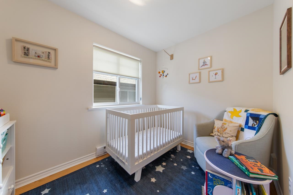 Entry Foyer Photo of 830 E 10th Avenue, Vancouver, BC