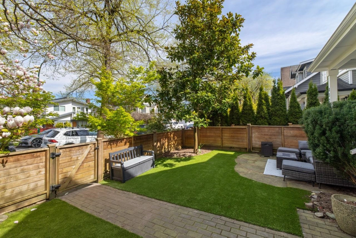 Outdoor Deck Photo of 830 E 10th Avenue, Vancouver, BC