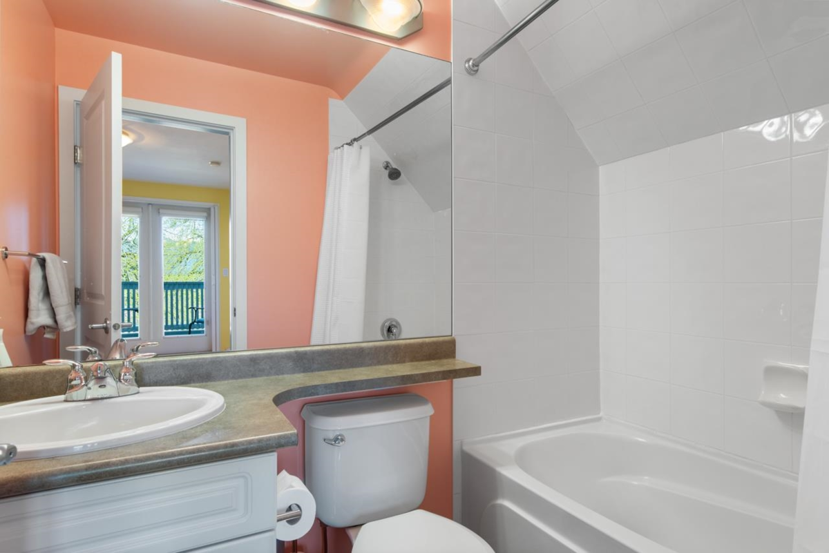 Staircase Photo of 830 E 10th Avenue, Vancouver, BC