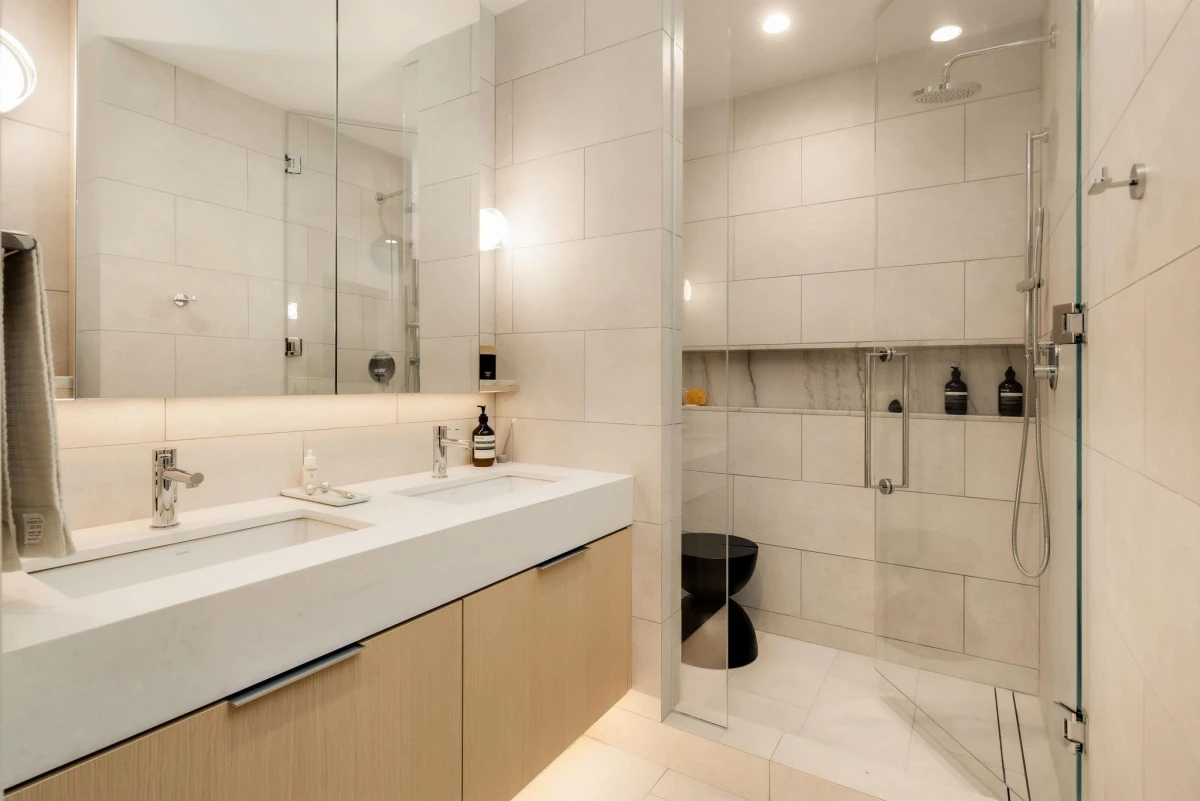 Guest Bathroom Photo of 208 5080 Ash Street, Vancouver, BC