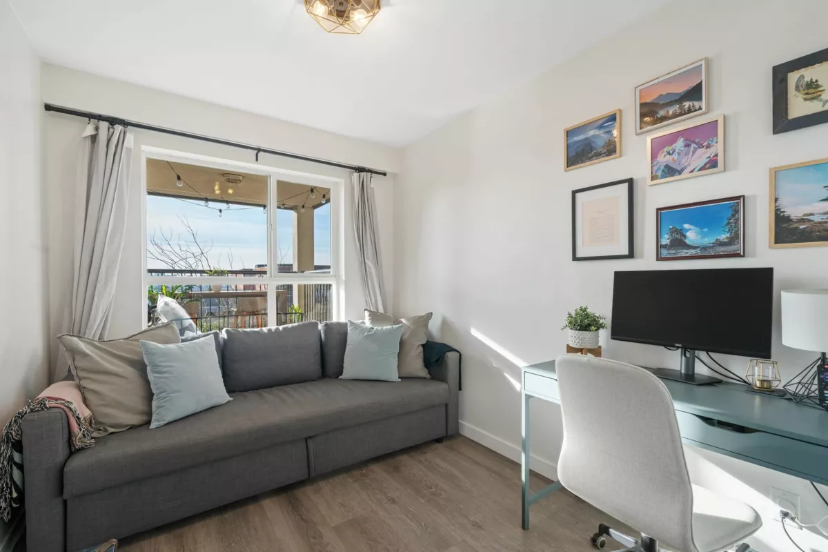 Office / Den Photo of 203 202 Mowat Street, New Westminster, BC