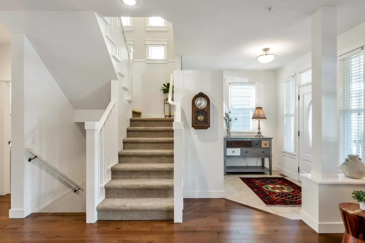 Guest Bathroom Photo of 9367 Casimir Street, Langley, BC