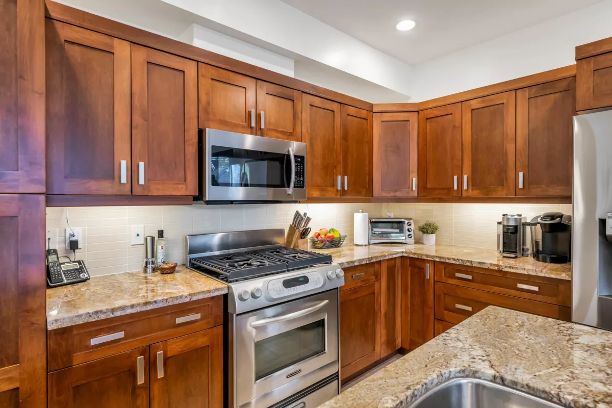 Primary Bathroom Photo of 9367 Casimir Street, Langley, BC