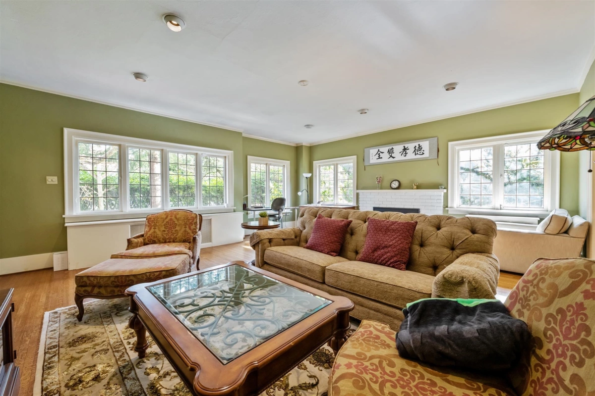 Family Room Photo of 3737 Pine Crescent, Vancouver, BC