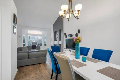 Kitchen Photo of 1280 Sherman Street, Coquitlam, BC
