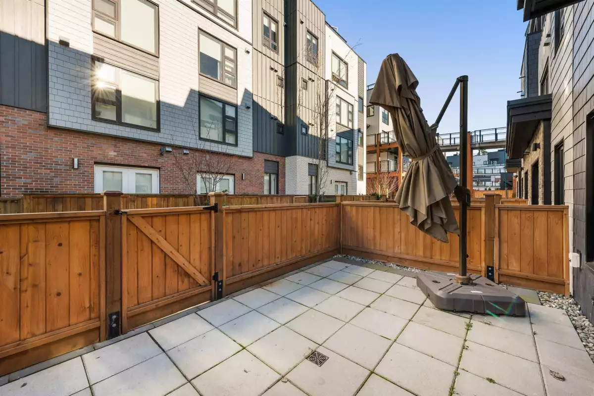 Basement Recreation Room Photo of 135 535 E 2nd Street, North Vancouver, BC