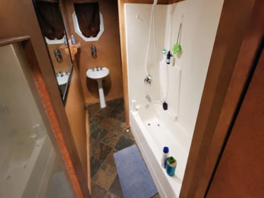 Walk-In Closet Photo of 1217 Sixth Avenue, New Westminster, BC