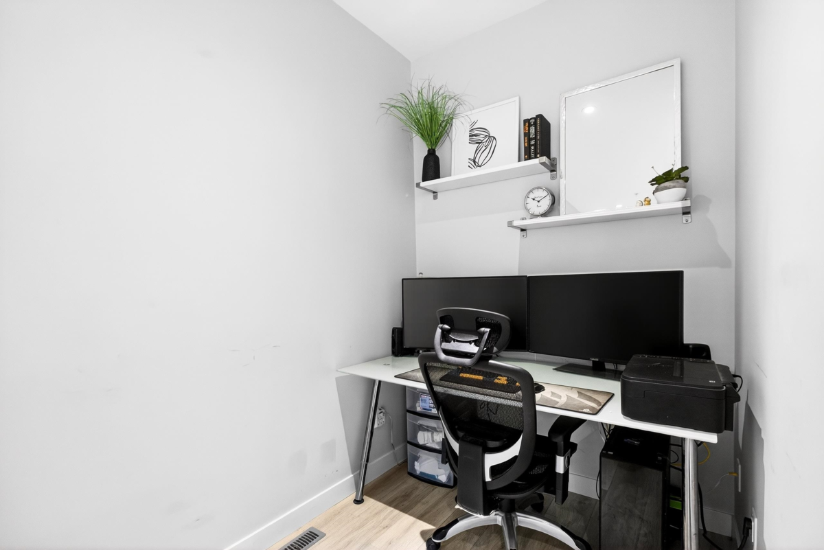 Bedroom 4 Photo of 21 8371 202b Street, Langley, BC