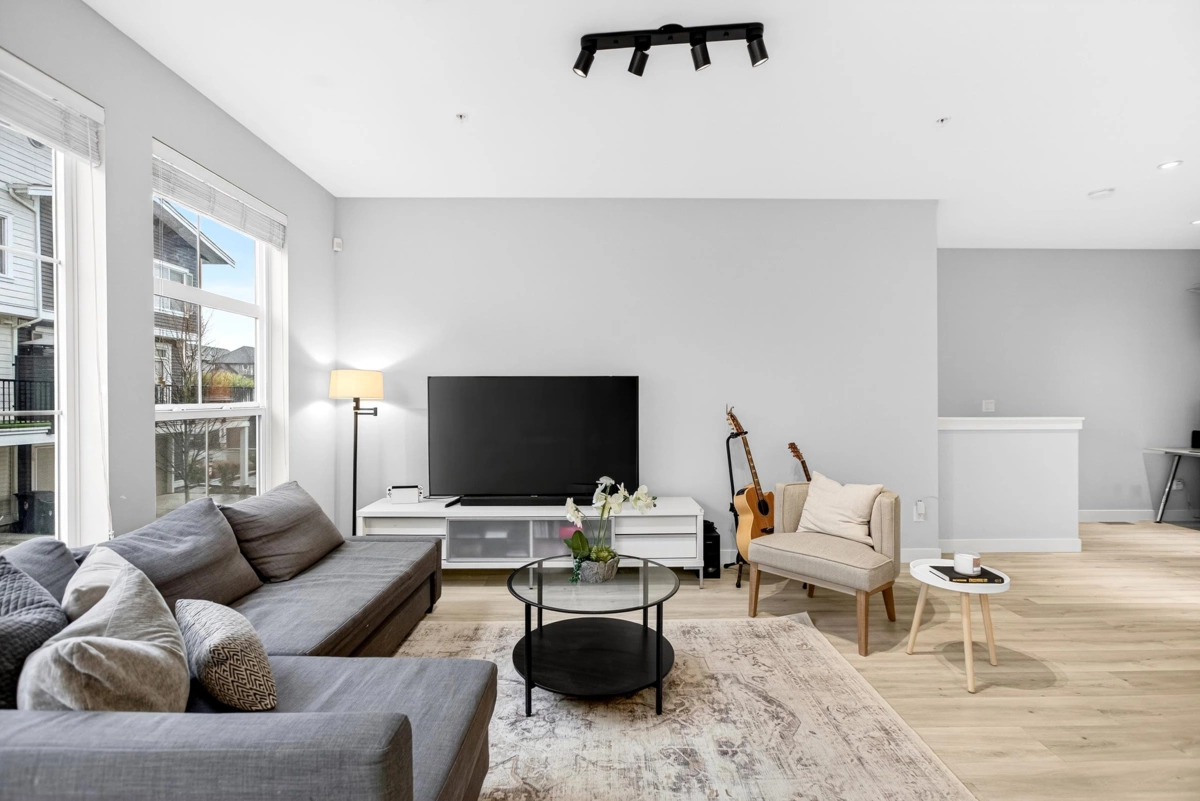 Dining Area Photo of 21 8371 202b Street, Langley, BC